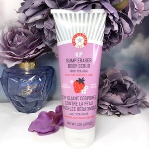 First Aid Beauty KP Bump Eraser Body Scrub 10% AHA in Fresh Strawberry 8oz *NEW!